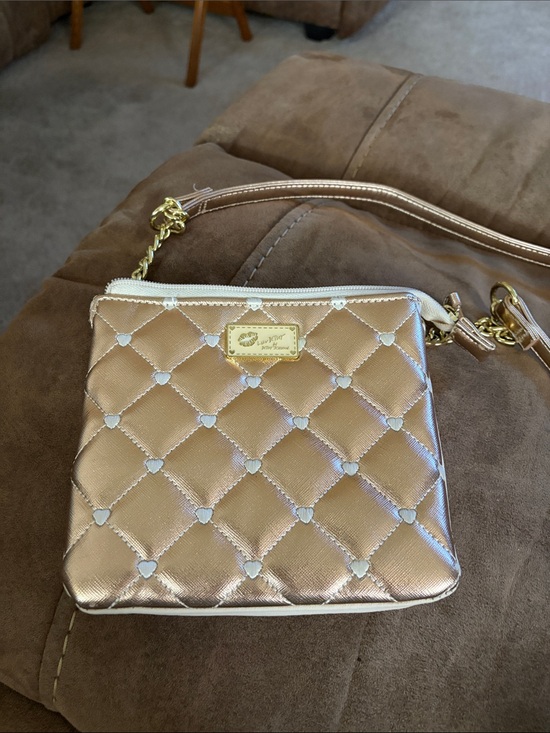 Betsey Johnson Handbags - Betsey Johnson Quilted Metallic Gold with white hearts Crossbody Bag like new